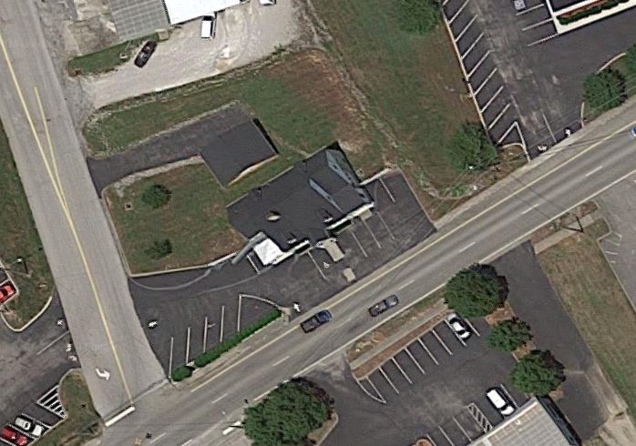 420 W Main St, Livingston, TN 38570
